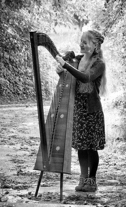 Daniela Heiderich, Harfenmai, Bal Folk - lebendige Tanzmusik auf der Harfe